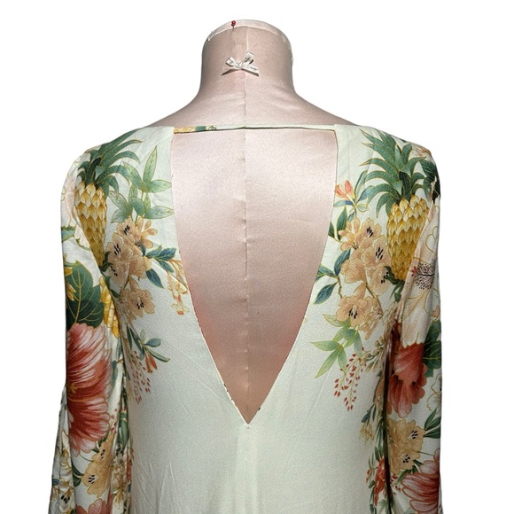 Farm Rio dress with cut outs. EUC. Ivory with floral print. Cold shoulder S - Picture 2 of 13